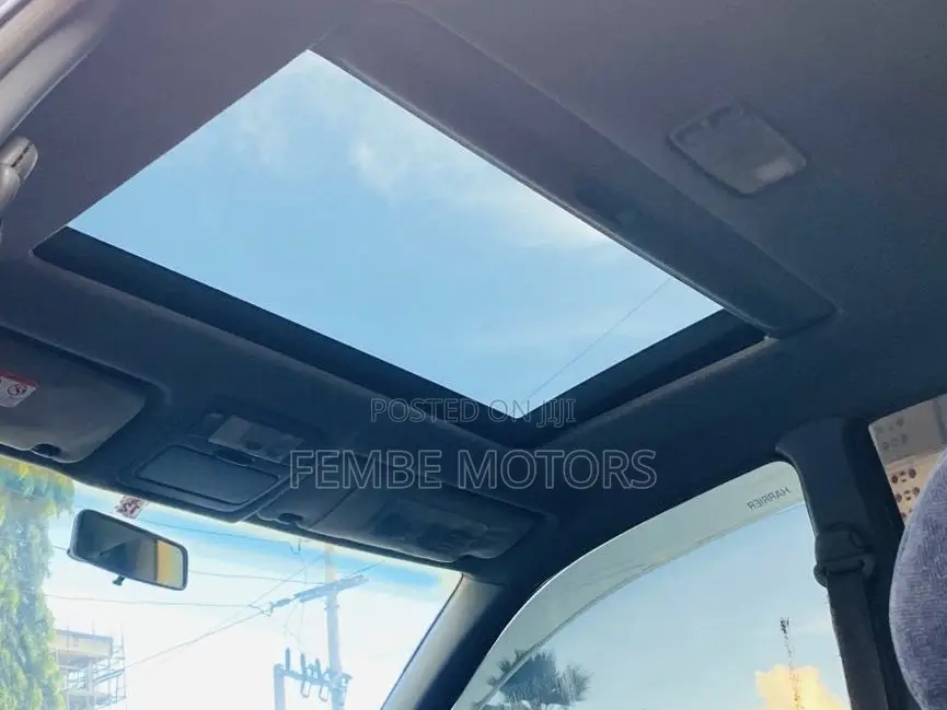 Toyota Harrier 2004 Silver
