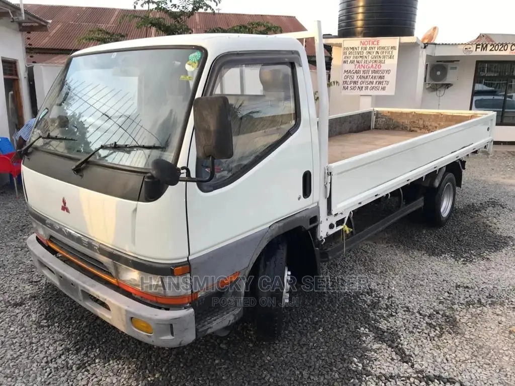 Mitsubishi Canter 2011 Gray