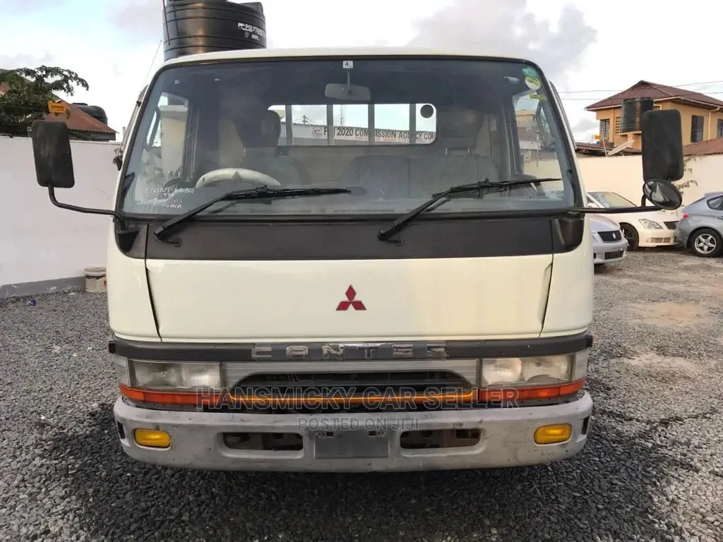 Mitsubishi Canter 2011 Gray
