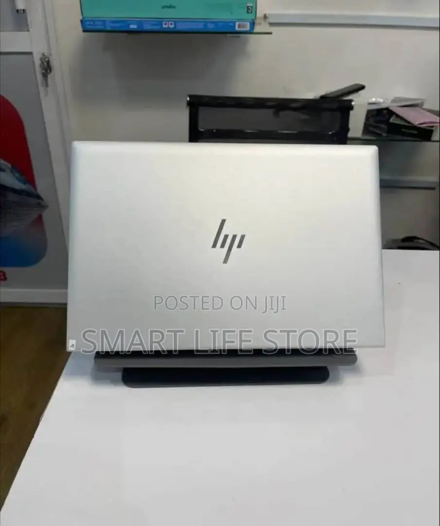 New Laptop HP EliteBook 830 G8 16GB Intel Core i5 SSD 256GB