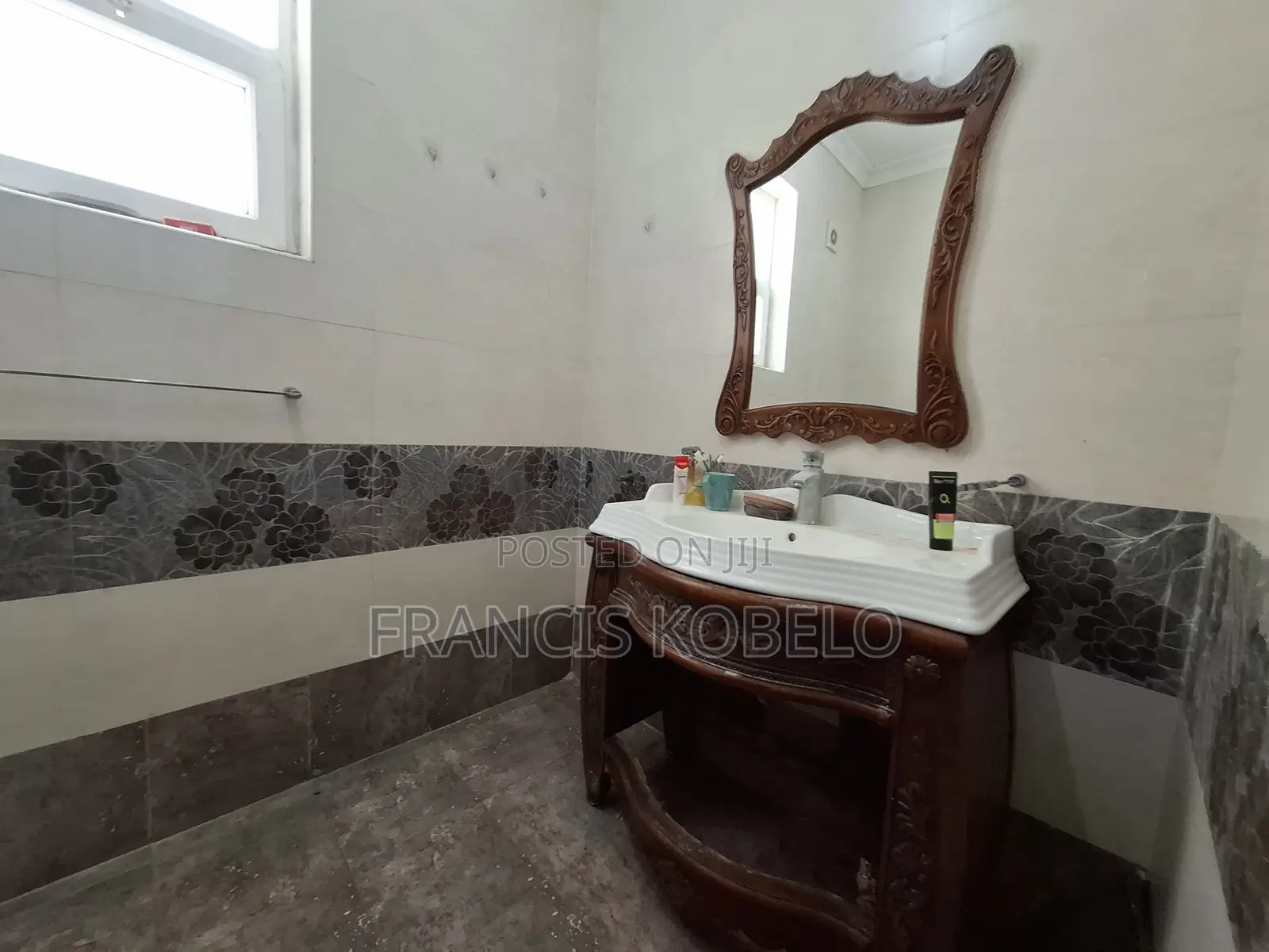 5bdrm Villa in Msasani for rent