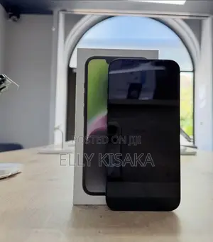 New Apple iPhone 14 128 GB Black