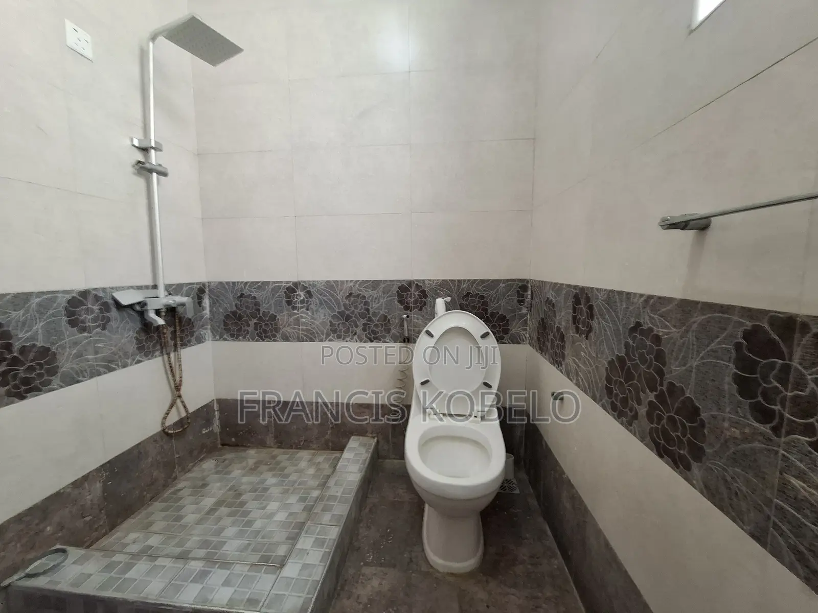 5bdrm Villa in Msasani for rent