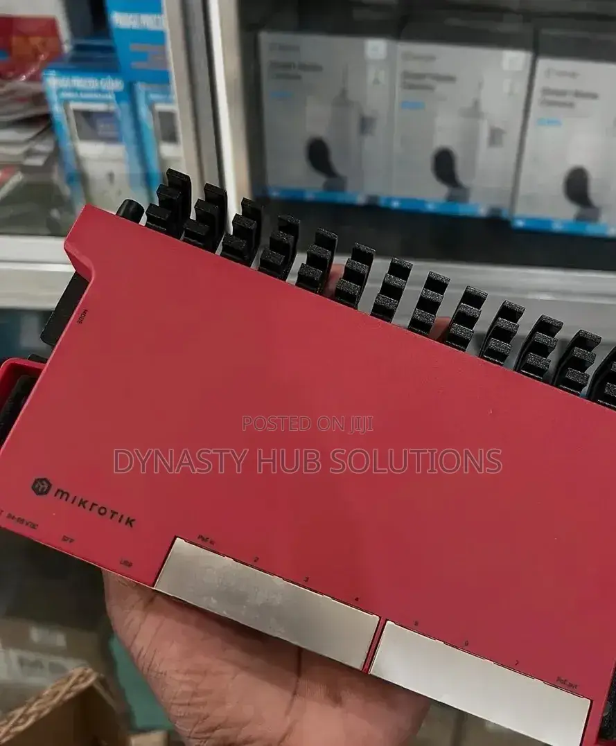 L009uigs-Rm Mikrotic Router