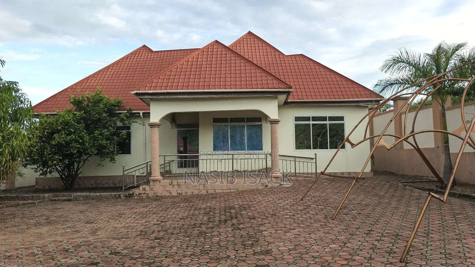 Furnished 3bdrm House in Nyamongoro for sale