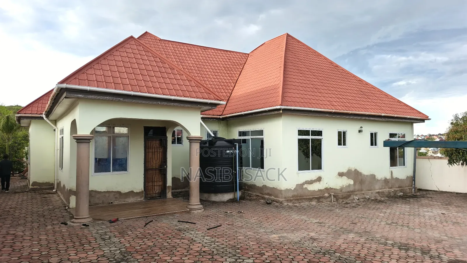 Furnished 3bdrm House in Nyamongoro for sale