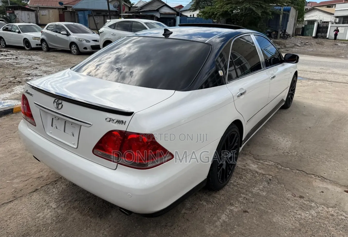 Toyota Crown 2006 White