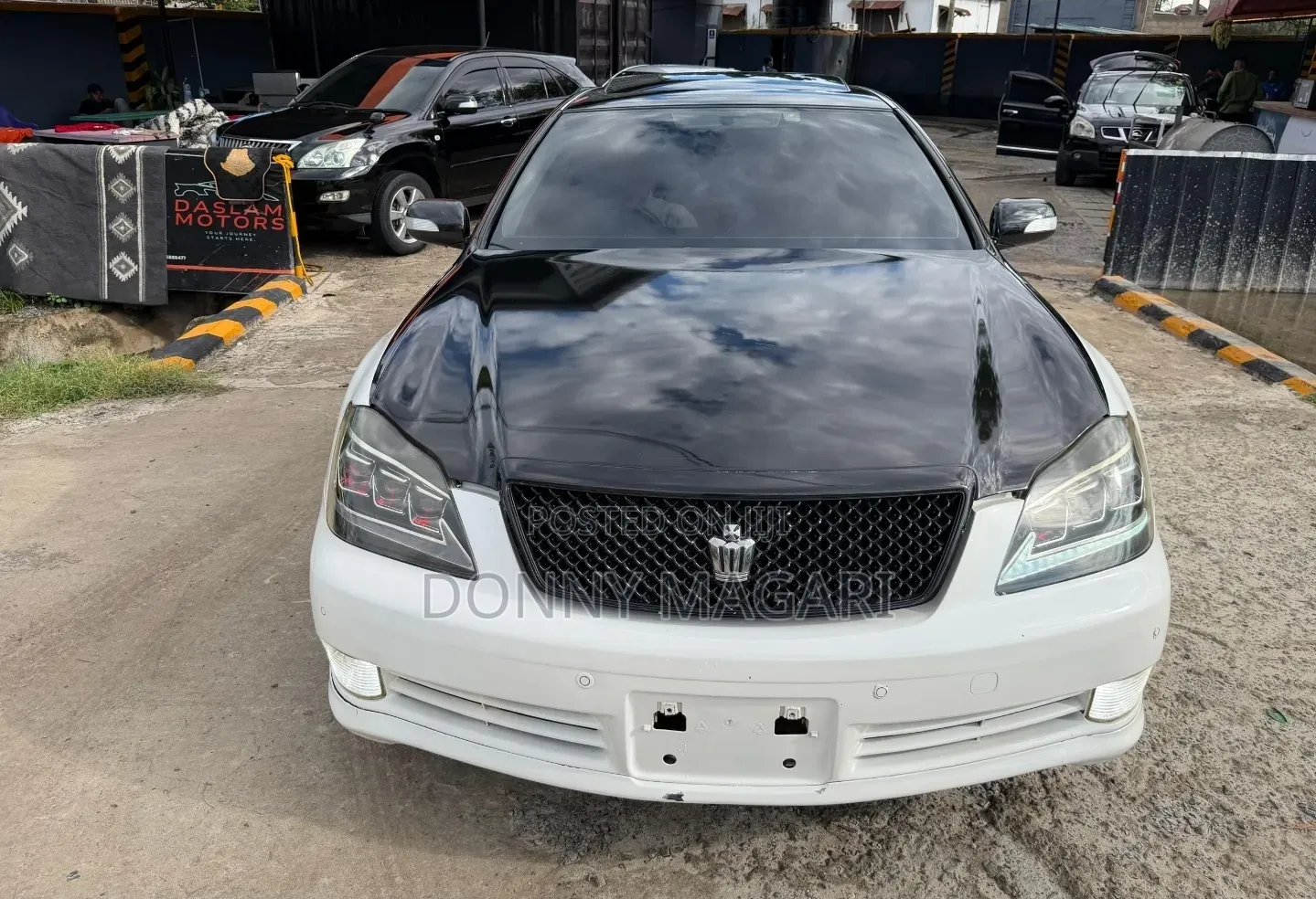 Toyota Crown 2006 White