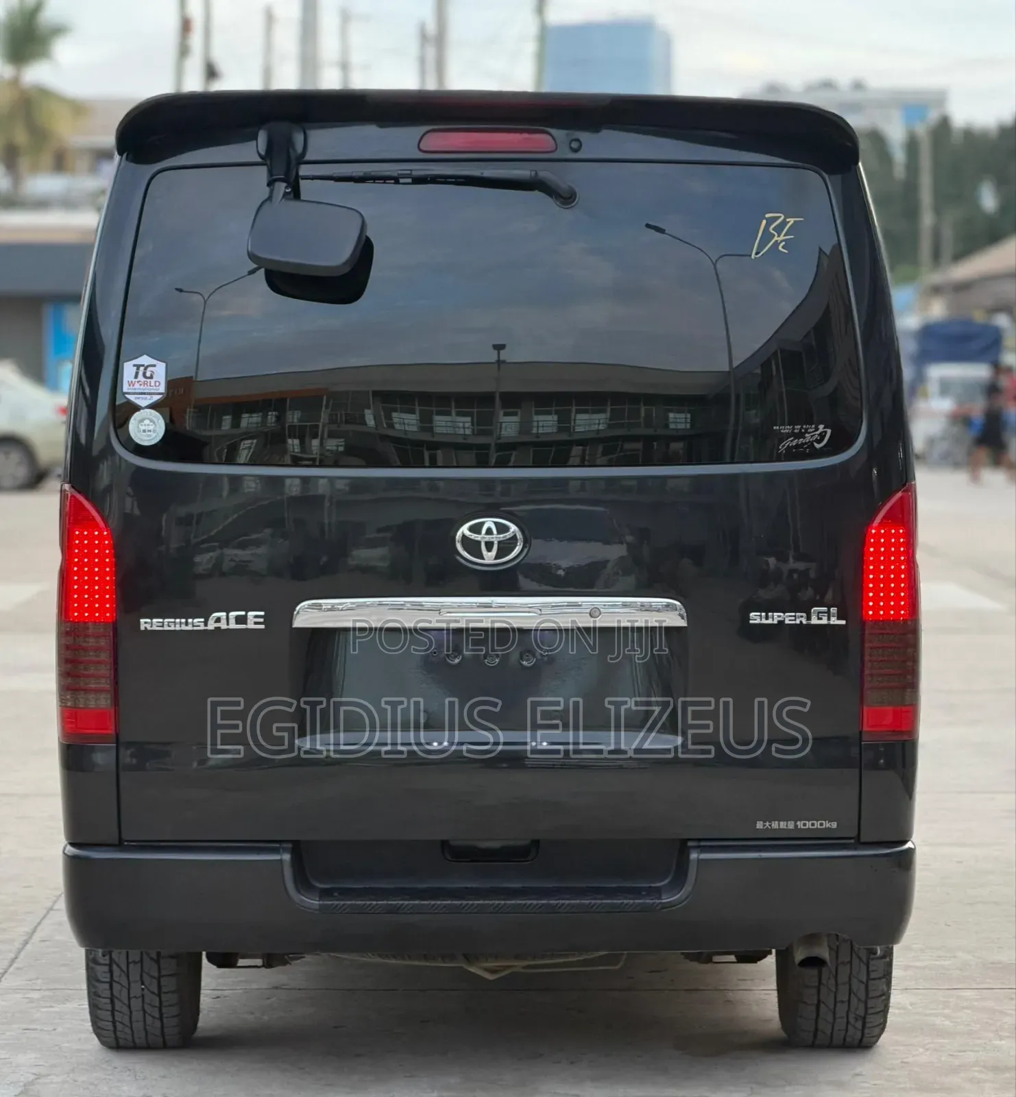 Toyota HiAce 2008 Black
