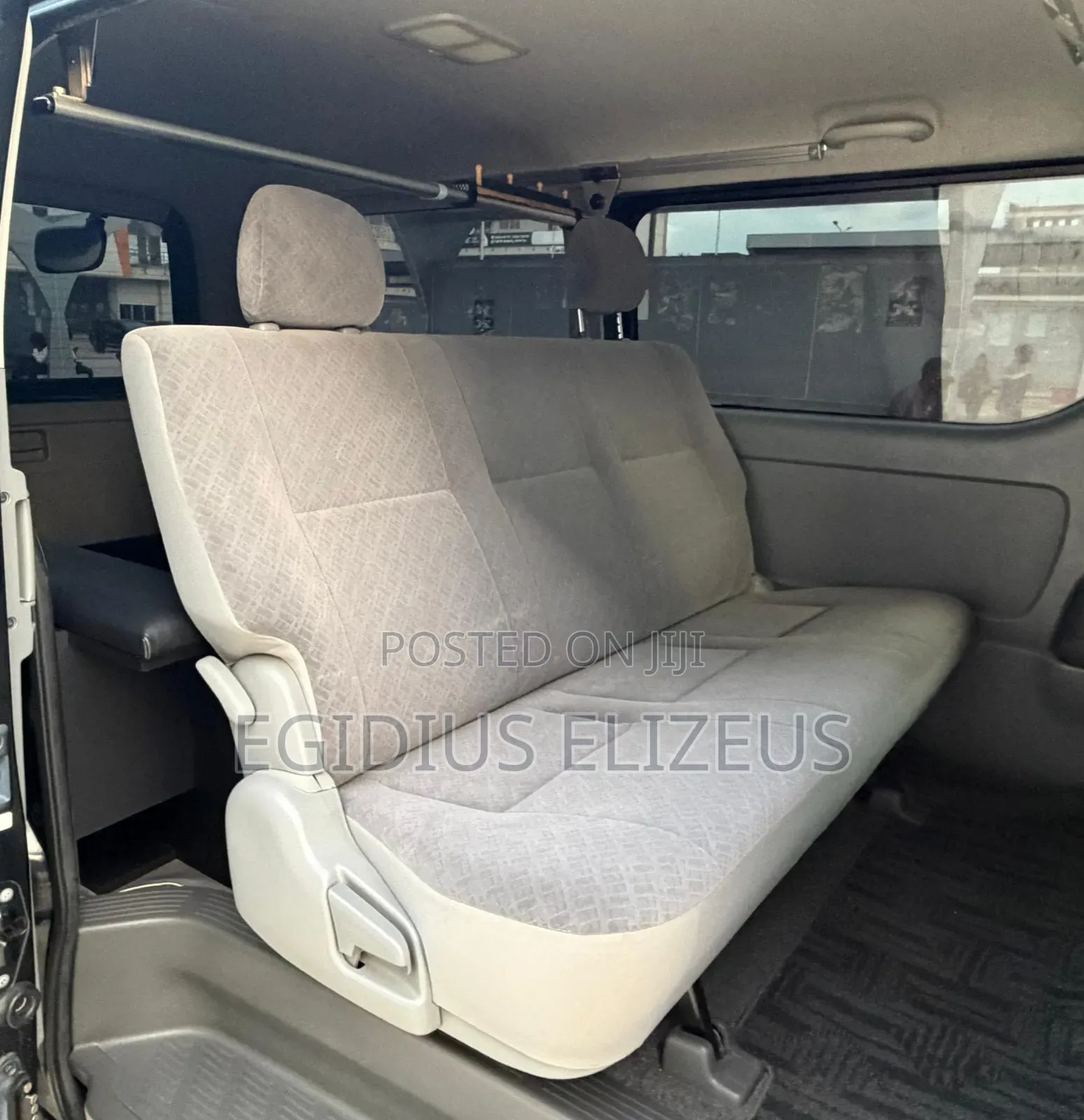 Toyota HiAce 2008 Black