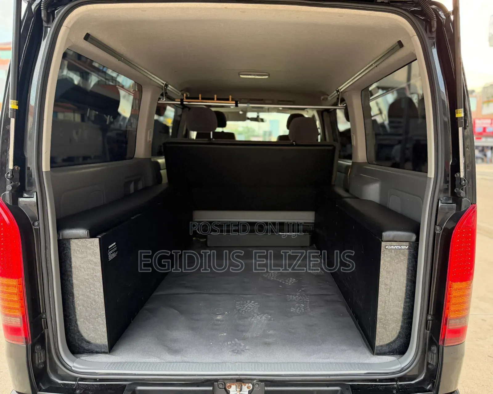 Toyota HiAce 2008 Black