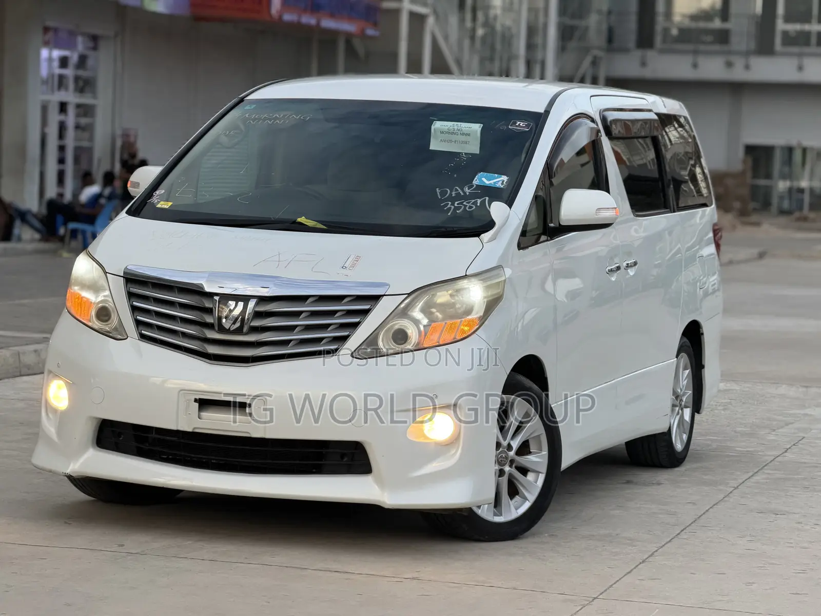 Toyota Alphard 2.4 Petrol FWD 2010 White