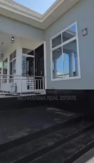 3bdrm House in Mchaka Real Estate, Mbezi for sale
