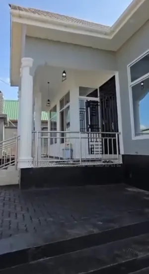 3bdrm House in Mchaka Real Estate, Mbezi for sale