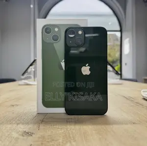 New Apple iPhone 13 128 GB Green