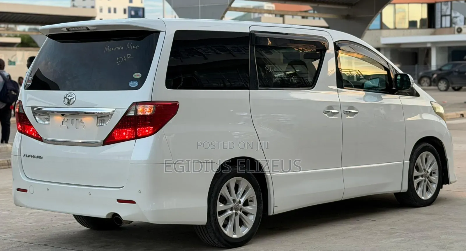 Toyota Alphard 2010 White