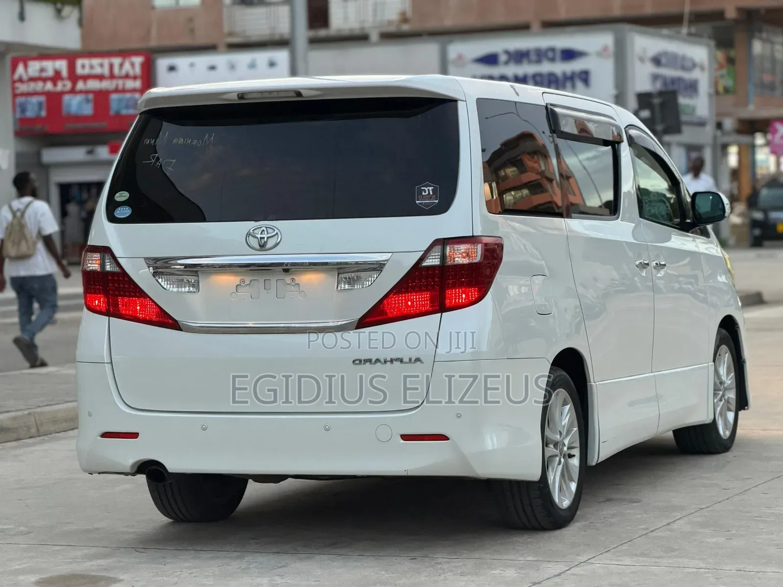 Toyota Alphard 2010 White