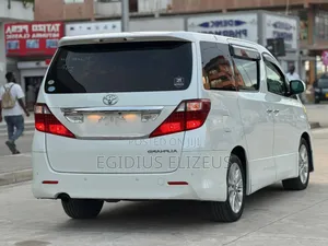 Toyota Alphard 2010 White