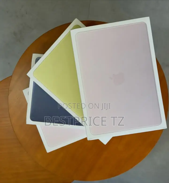 New Laptop Apple MacBook Neo 2026 8GB Intel Core i5 SSD 256GB