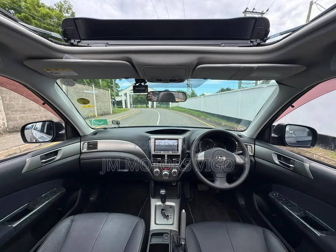 Subaru Forester 2010 Black