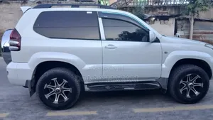 Toyota Land Cruiser Prado 2005 White