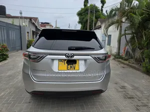 Toyota Harrier 2015 Silver