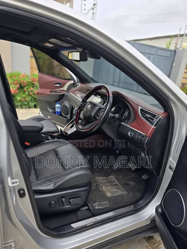 Toyota Harrier 2015 Silver
