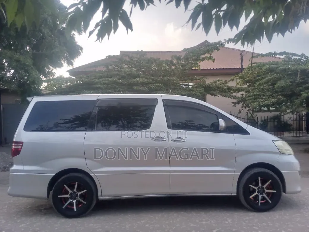 Toyota Alphard 2006 Silver