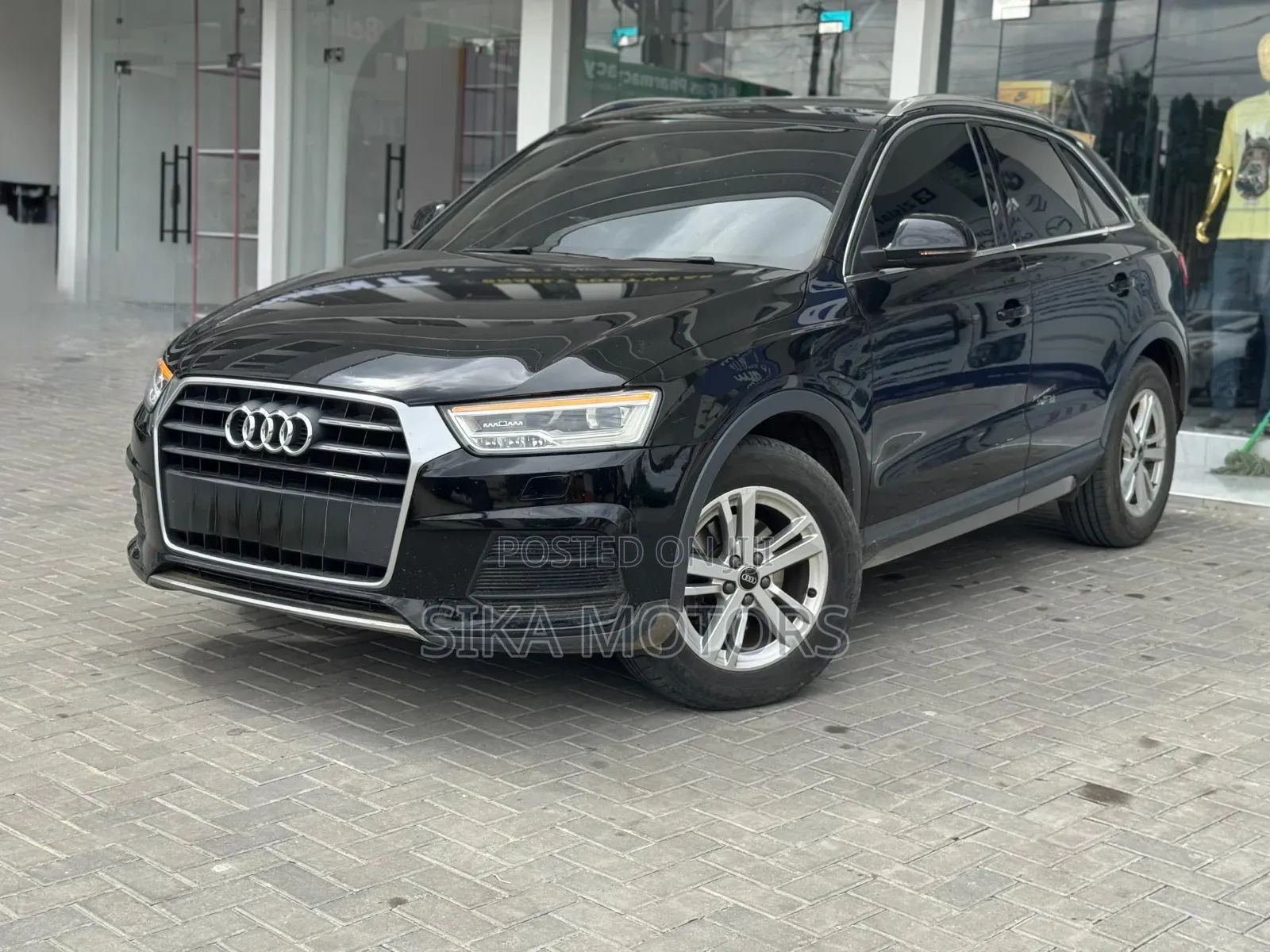 Audi Q3 2015 Black