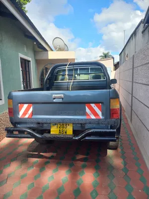 Toyota Hilux 1998 Green