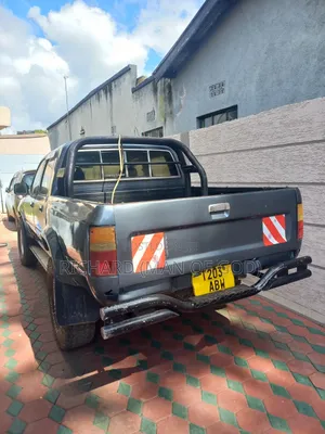 Toyota Hilux 1998 Green