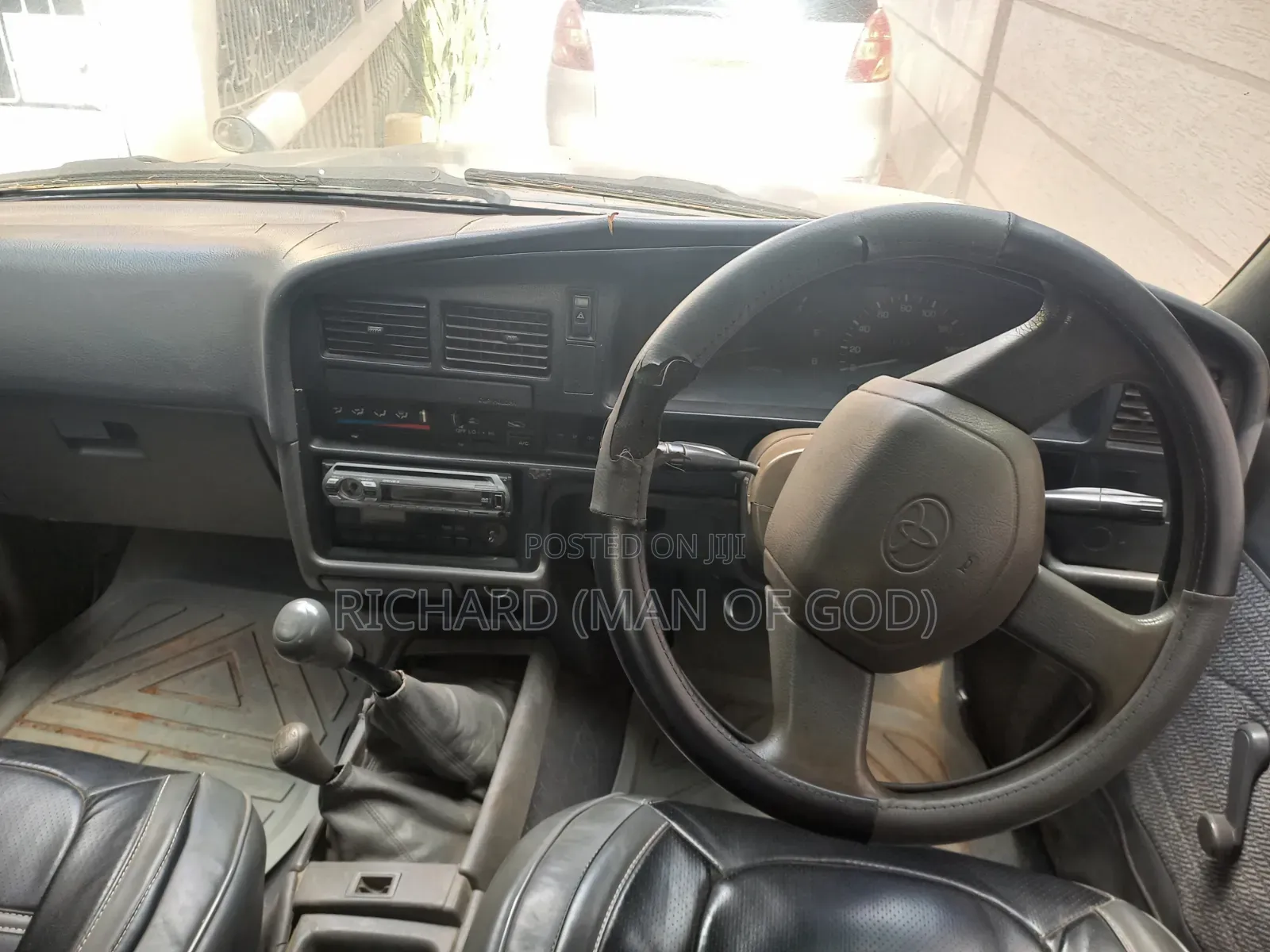 Toyota Hilux 1998 Green