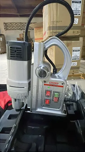 Crown Magnetic Drill Ct32030 (1800w)