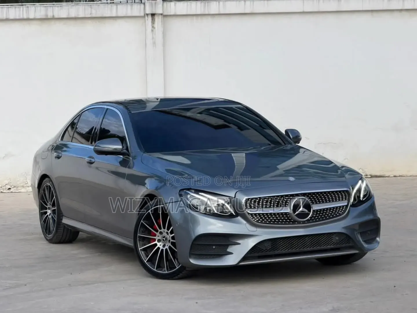 Mercedes-Benz E200 2017 Gray