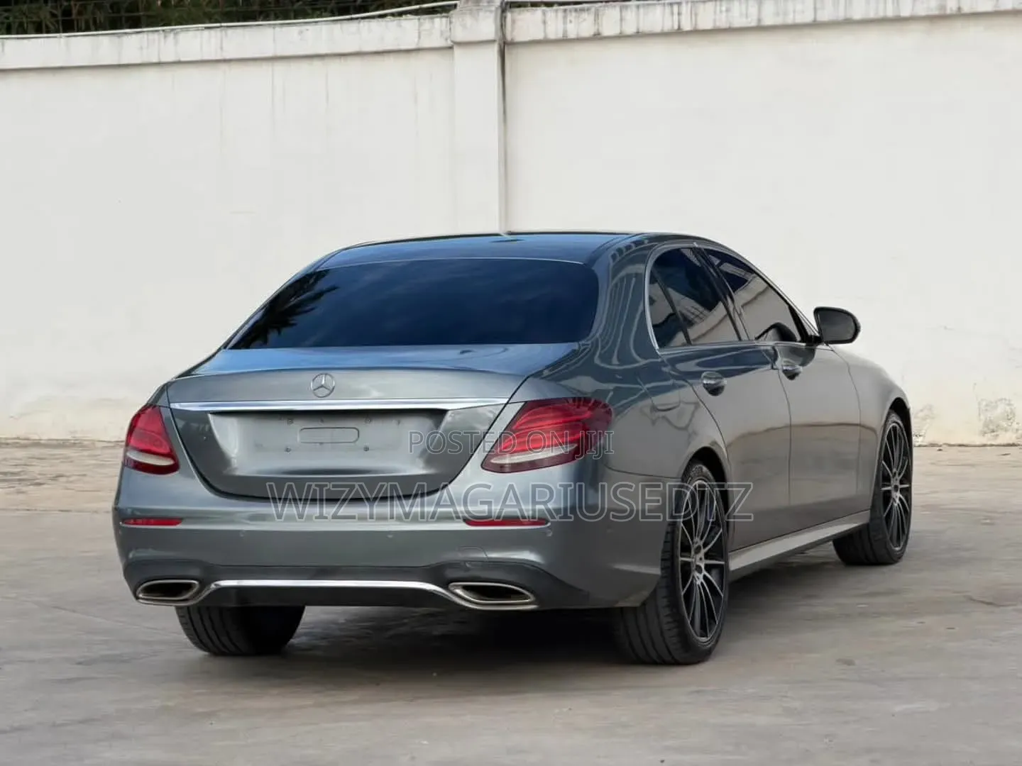 Mercedes-Benz E200 2017 Gray