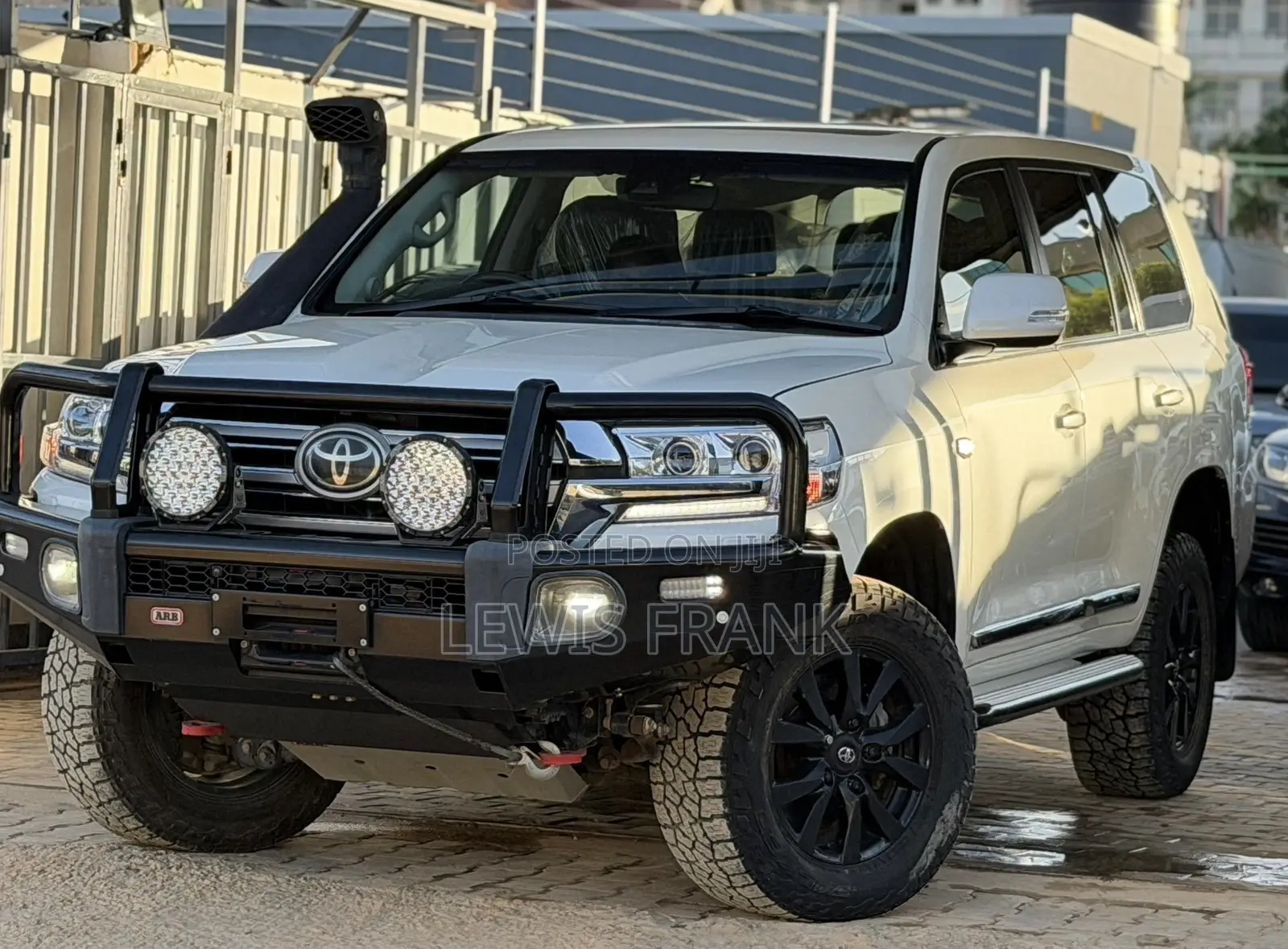 Toyota Land Cruiser 2021 White