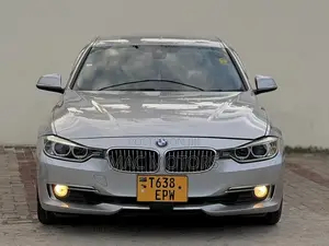 BMW 3 Series 320i RWD 2013 Silver