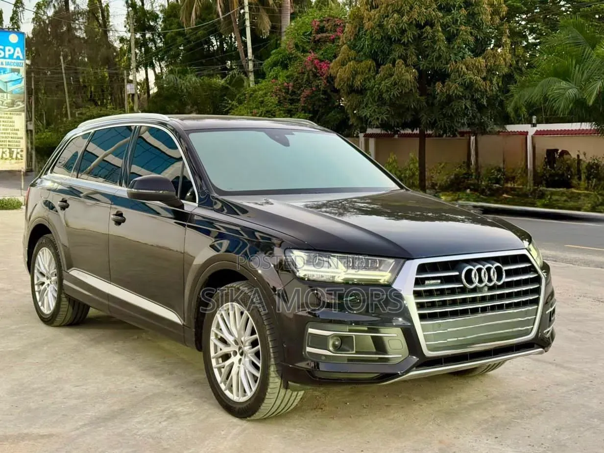 Audi Q7 2018 Black