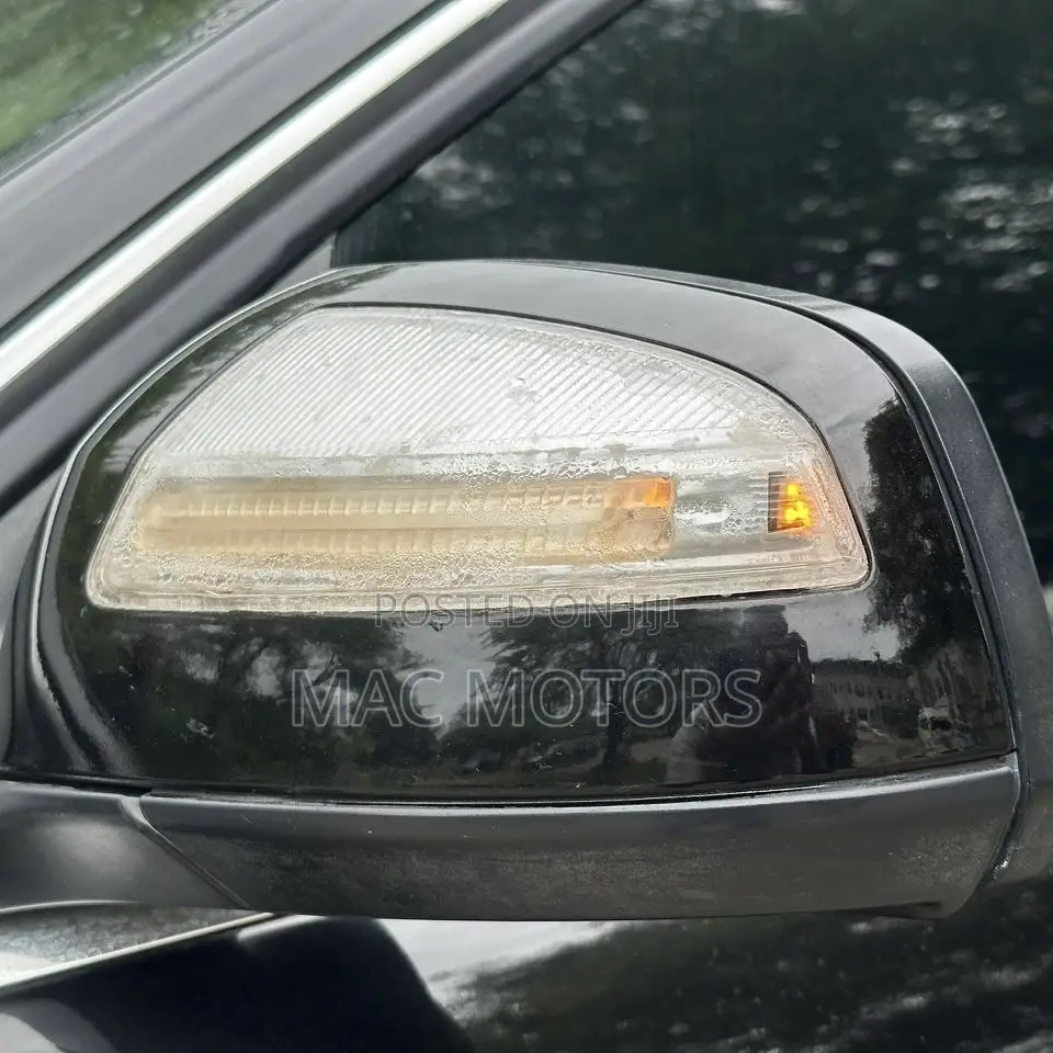 Mercedes-Benz C200 2009 Black