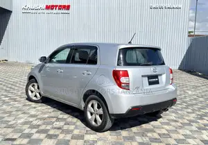 Toyota IST 2007 Silver