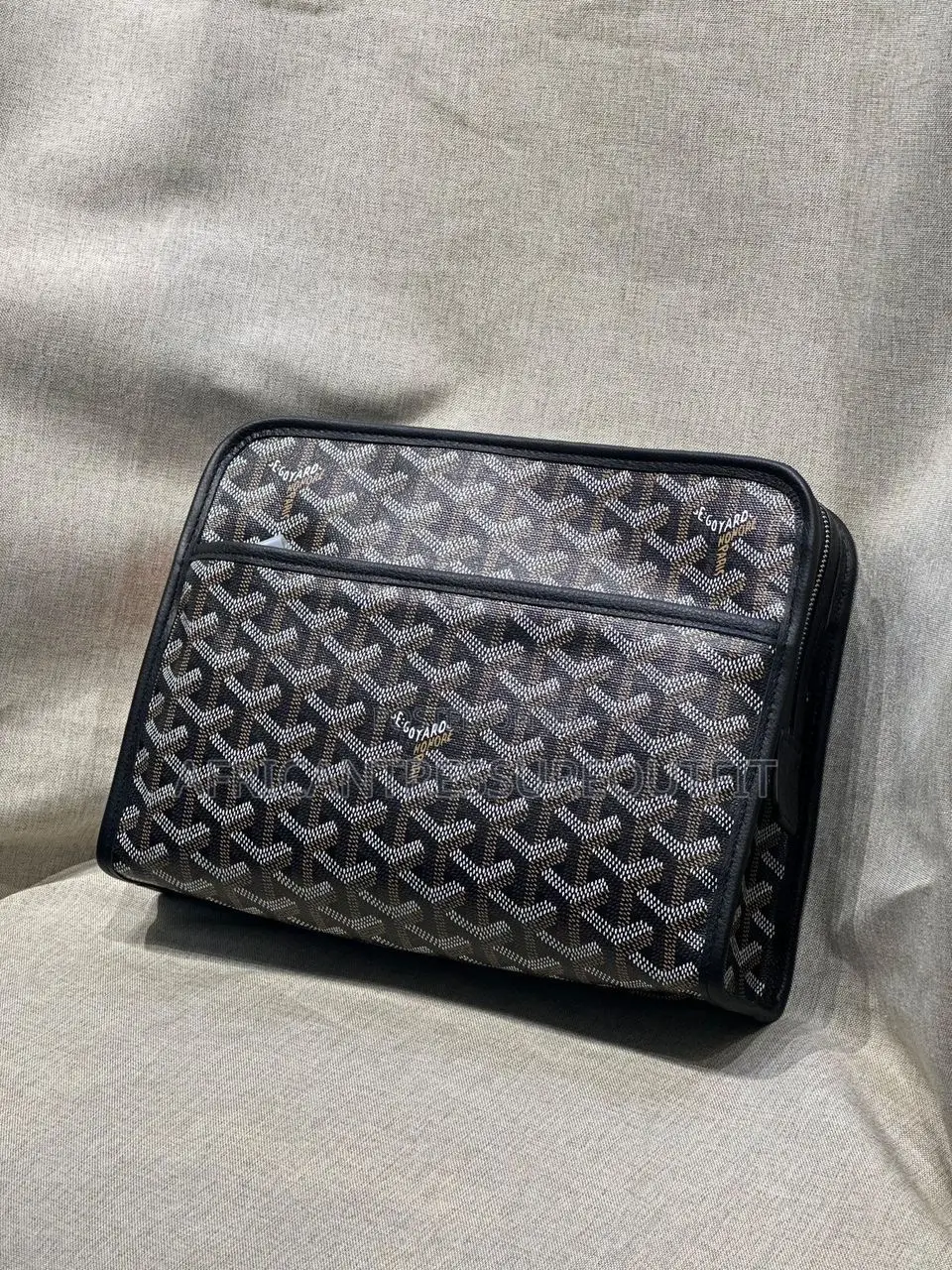 Dior 30 Montaigne Dea Pouch Collection Available