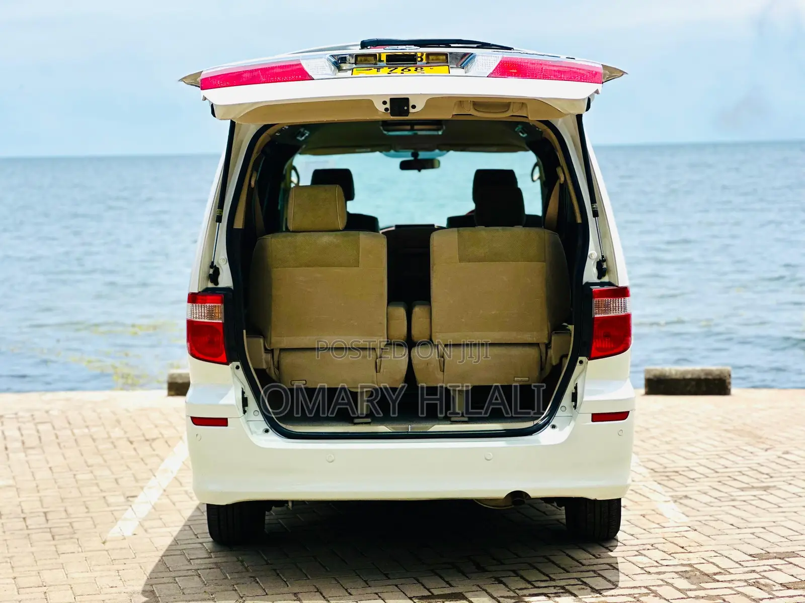 Toyota Alphard 2005 White