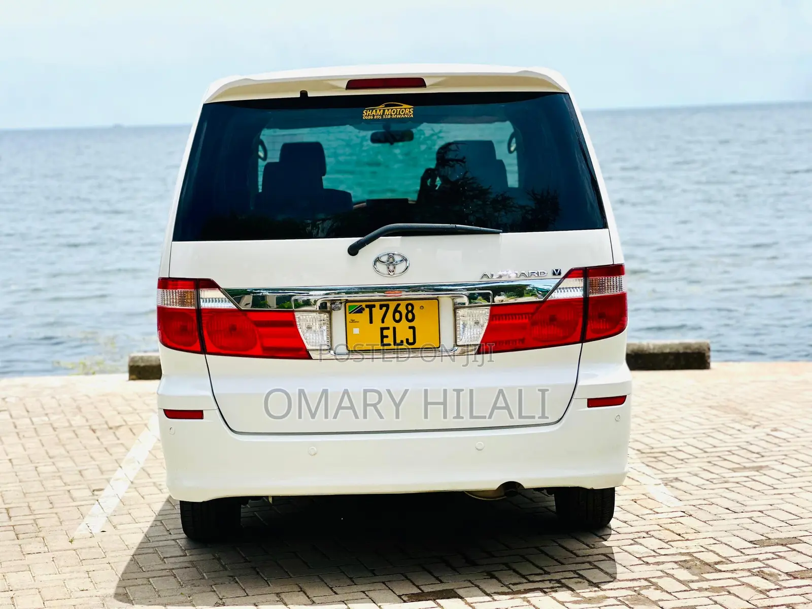 Toyota Alphard 2005 White
