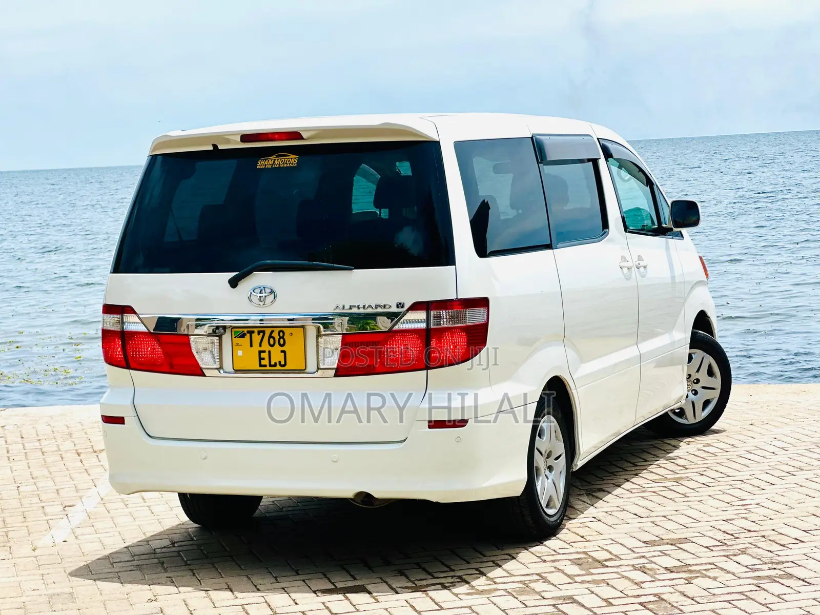 Toyota Alphard 2005 White