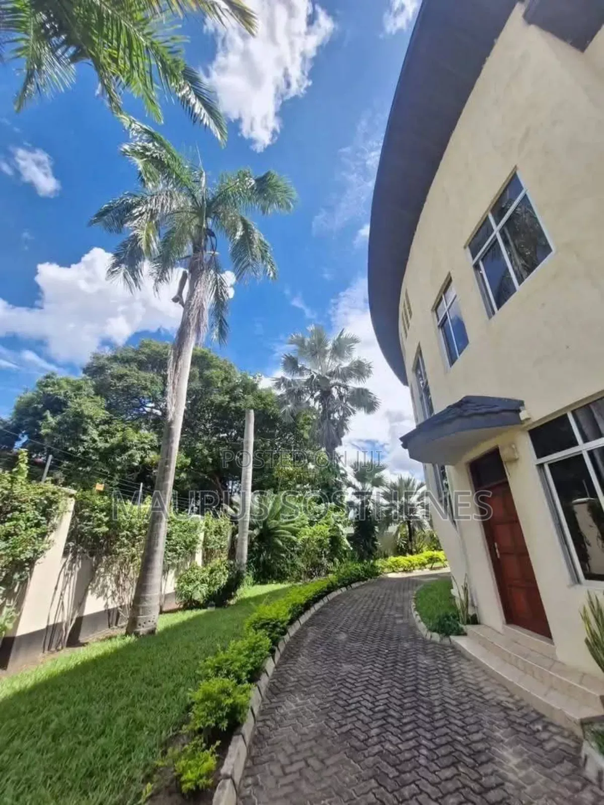 Furnished 3bdrm Villa in Mikocheni for rent