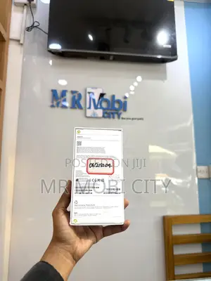 New Apple iPhone 17e 256 GB Black
