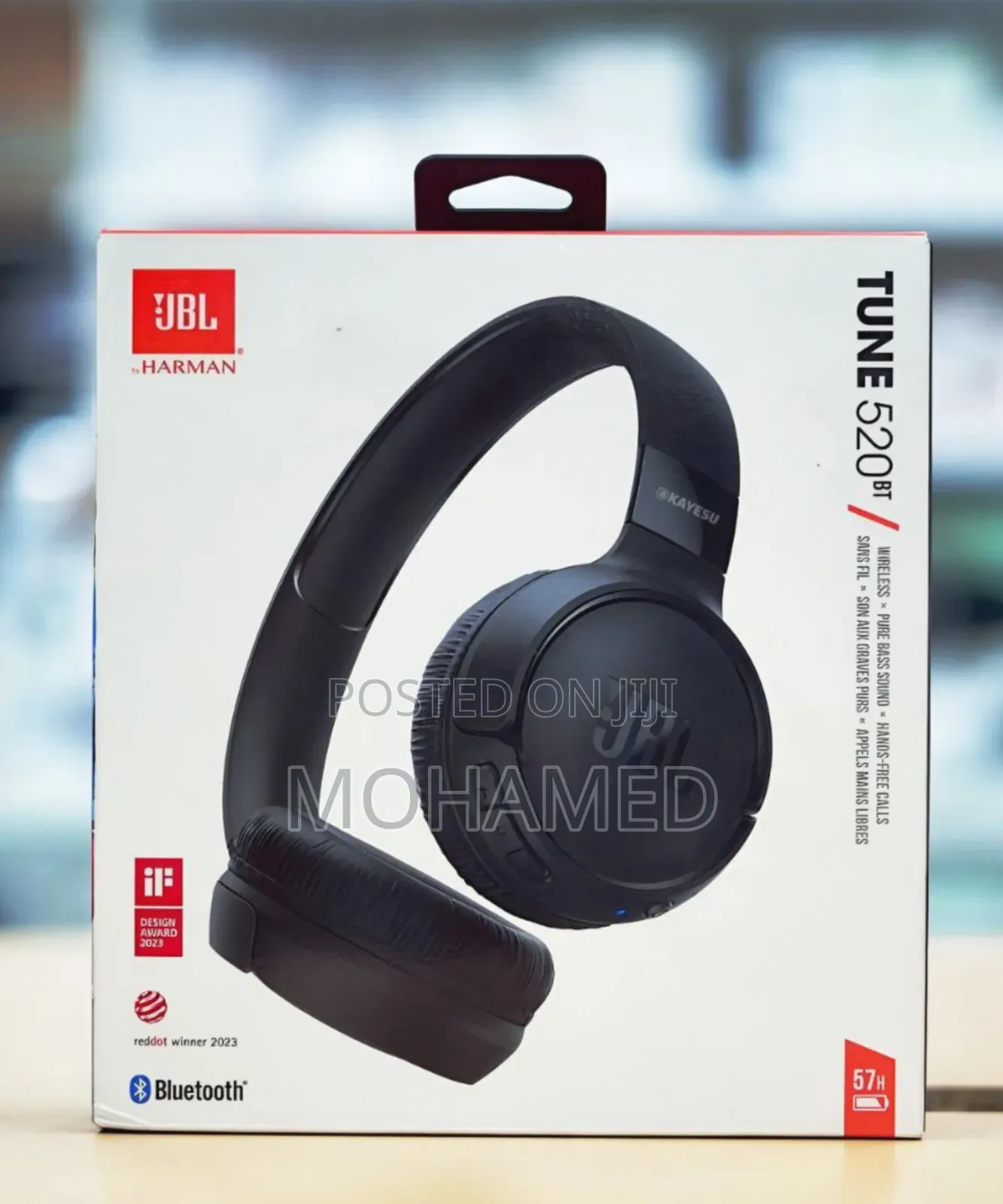  JBL Tune 520 Wireless Headphones 