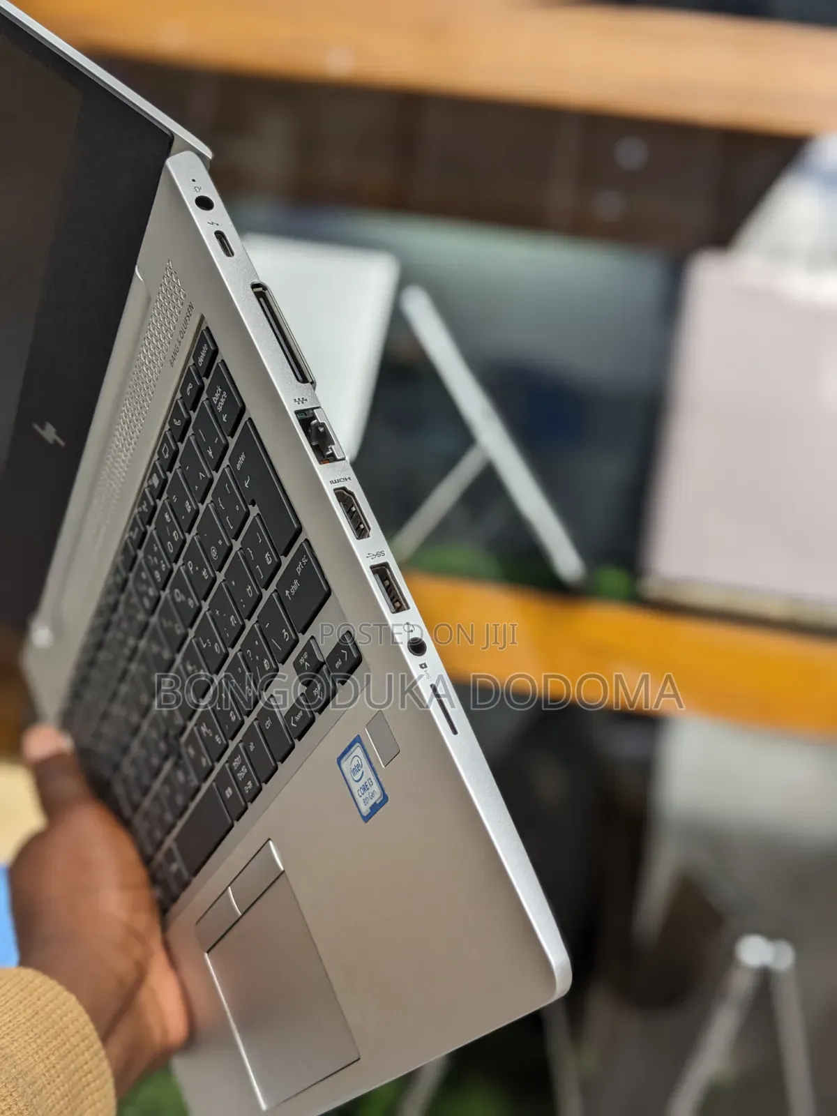New Laptop HP EliteBook 830 G6 8GB Intel Core i3 SSD 256GB