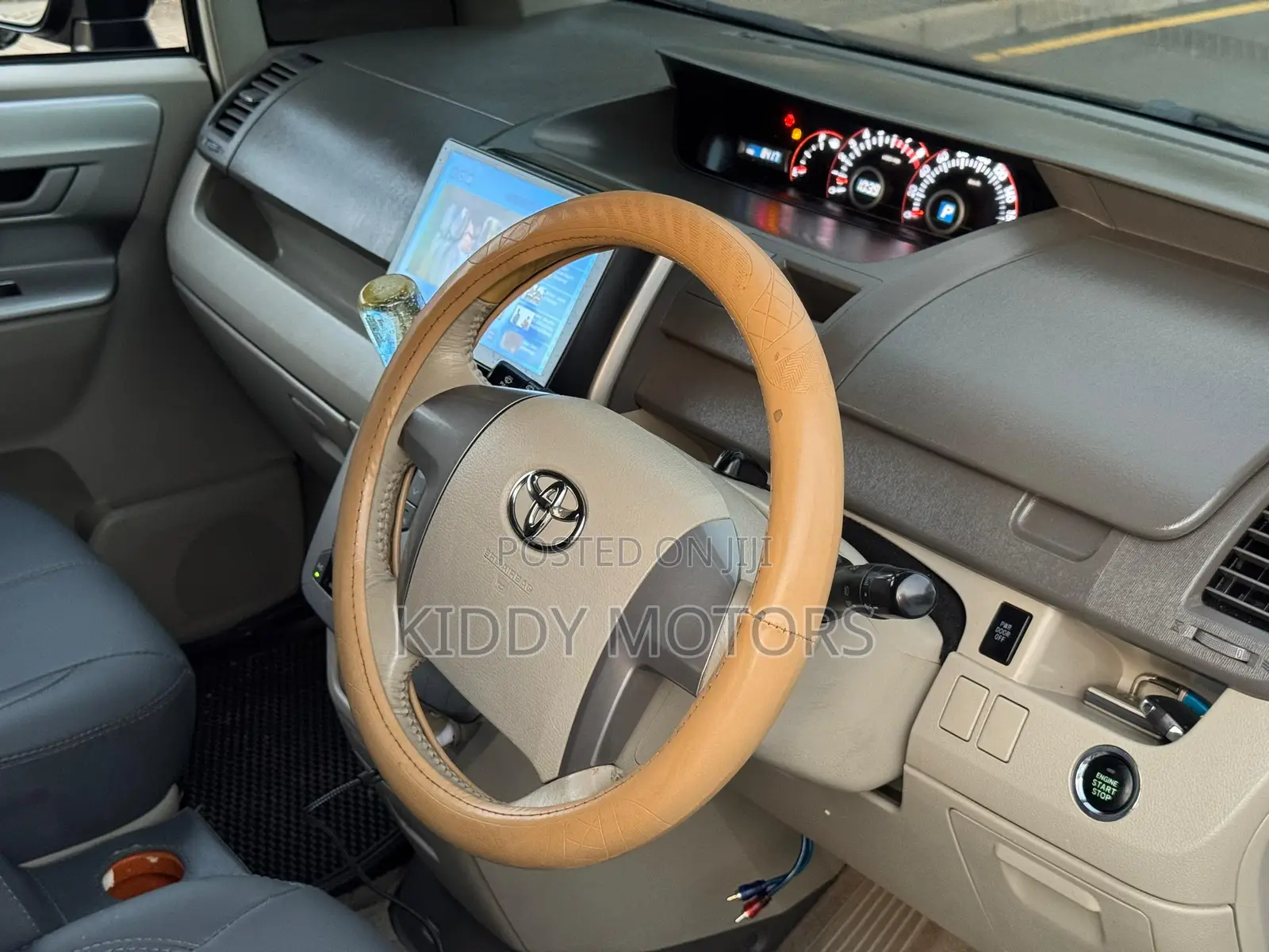 Toyota Noah 2009 Black