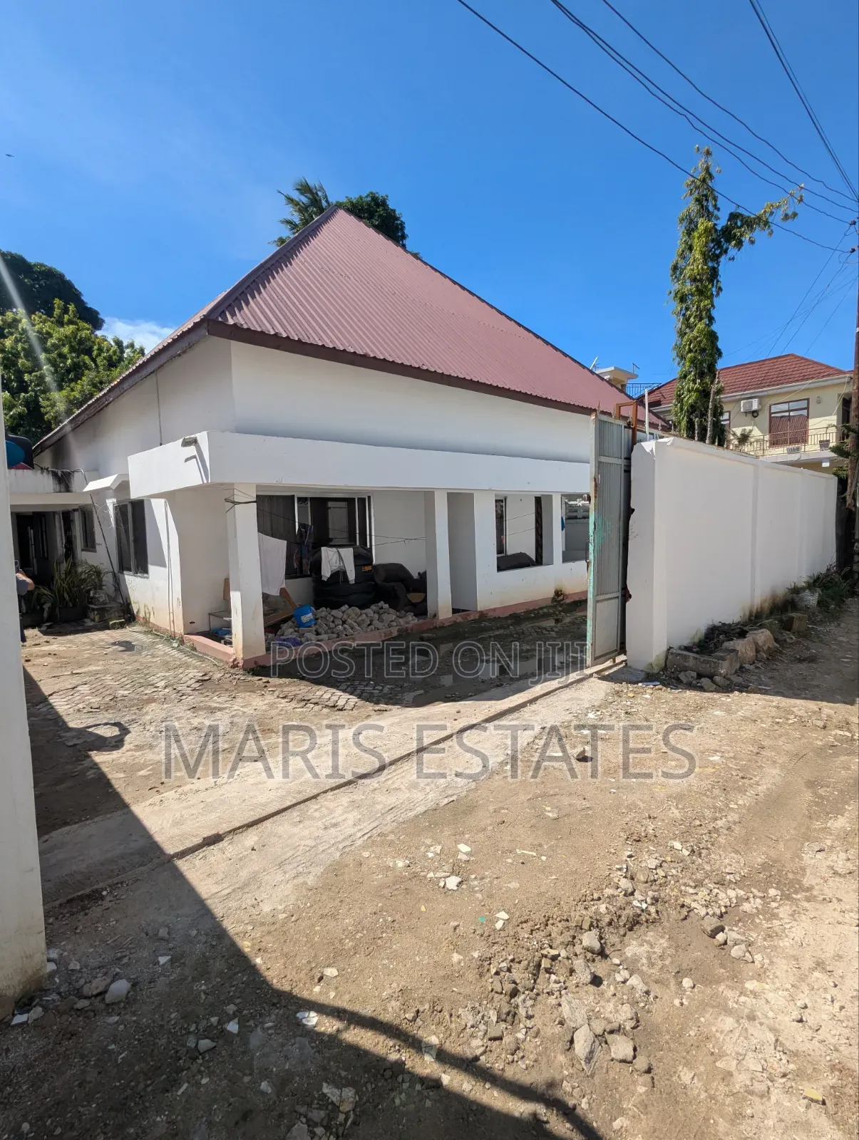 3bdrm House in Mikocheni for sale